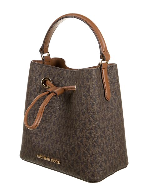 michael kors bucket bag singapore|Michael Kors bucket bag outlet.